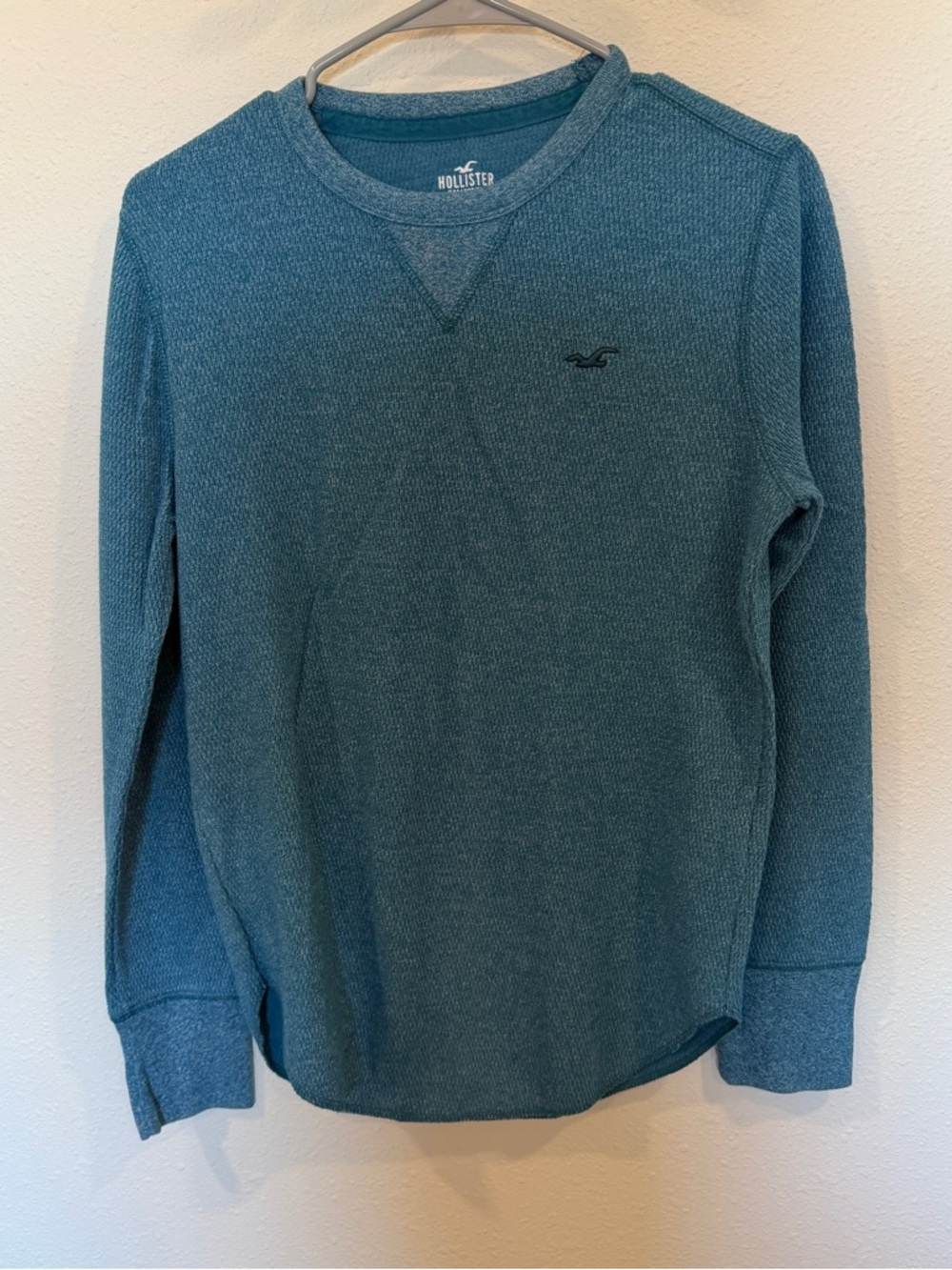 Hollister Men's Long Sleeve Thermal Crew - Teal Blue